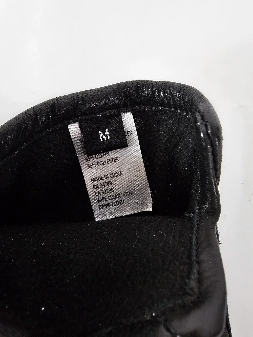 3M Thinsulate Black Leather Gloves - Classic Winter Accessory Medium